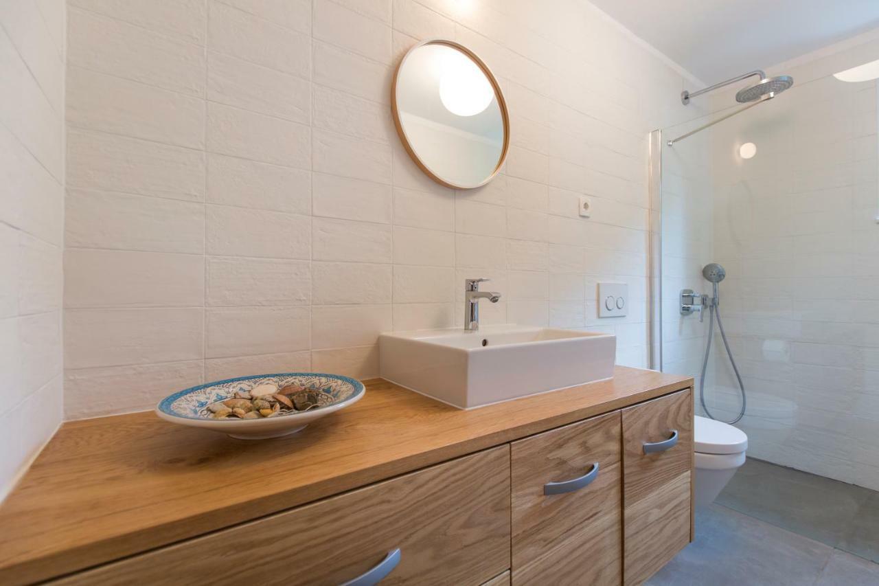 Casa Flora 3-Minutes' Walk From The Beach Novigrad  Exterior photo
