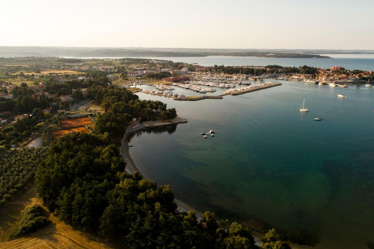 Casa Flora 3-Minutes' Walk From The Beach Novigrad  Exterior photo